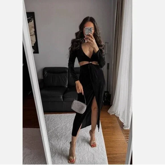 Zara Velvet Cut Out Midi Dress Black Blogger Fav Size Medium - Picture 3 of 8